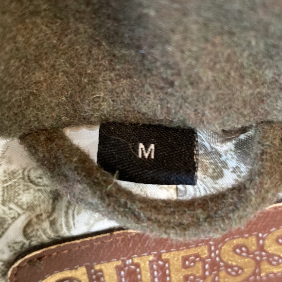 ❄️ Guess Hooded Coat ❄️ - Picture 3 of 7